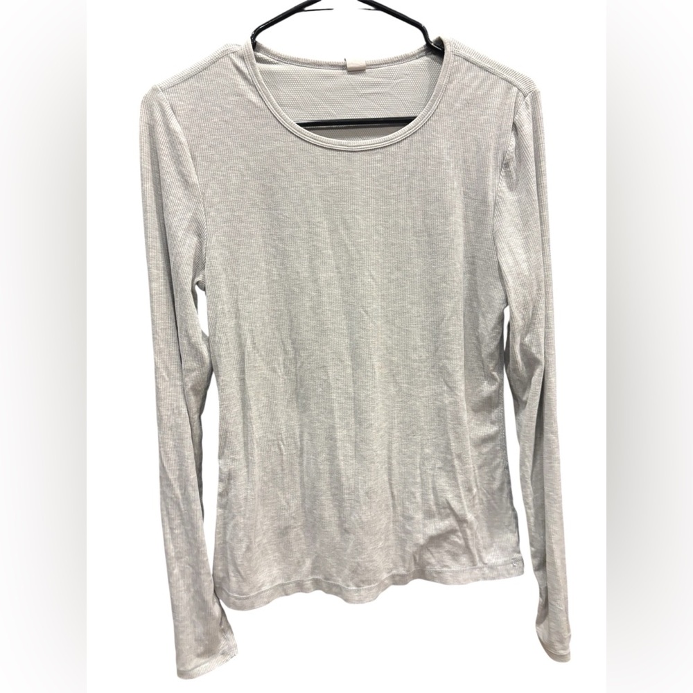 Yogalicious Light Gray Long-Sleeve Ribbed Tee